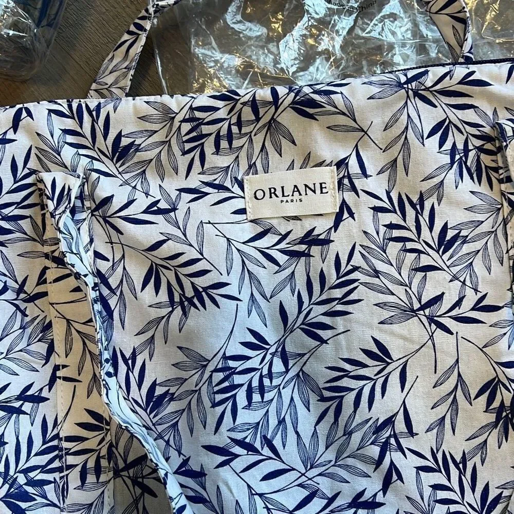 Orlane Paris Yoga Bowling Bag Workout Cosmetic Bag Blue White Floral New